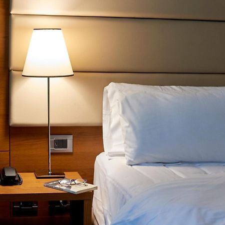Hotel Occidental Aurelia Roma Esterno foto