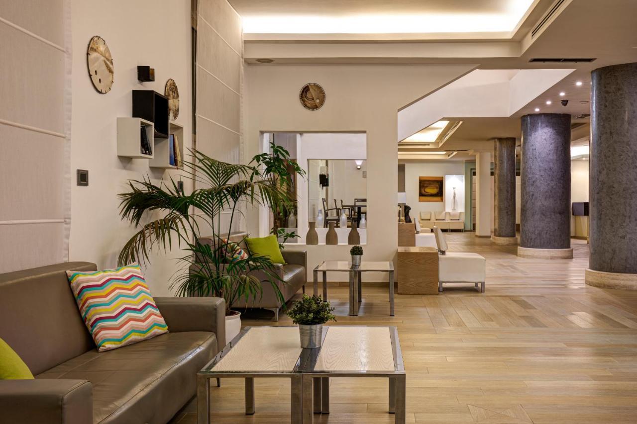 Hotel Occidental Aurelia Roma Esterno foto