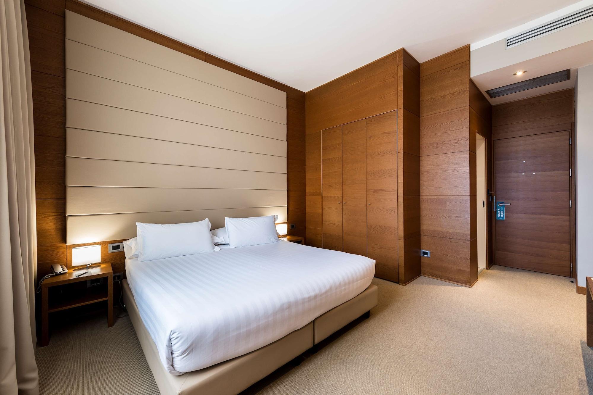 Hotel Occidental Aurelia Roma Esterno foto