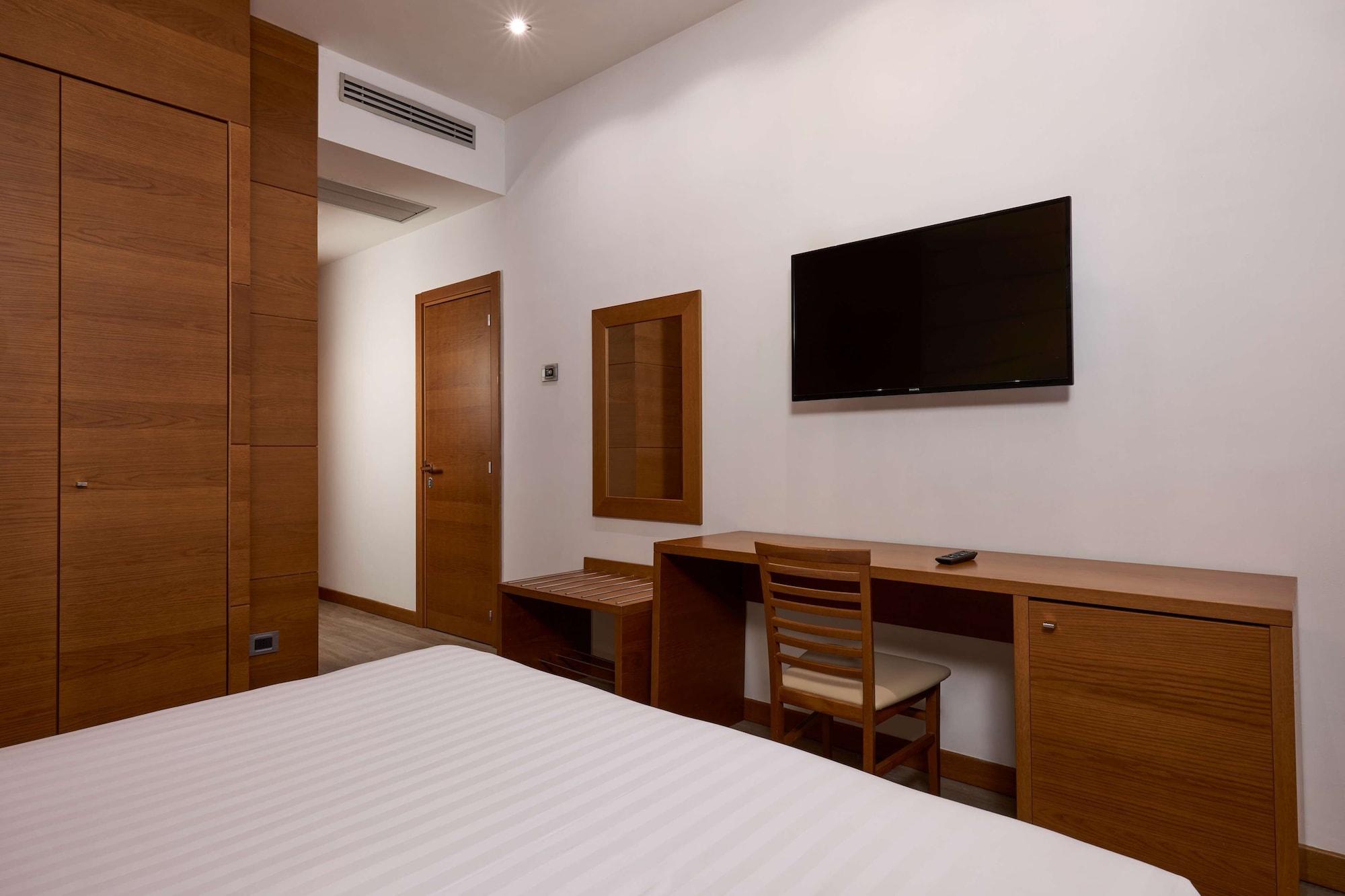 Hotel Occidental Aurelia Roma Esterno foto