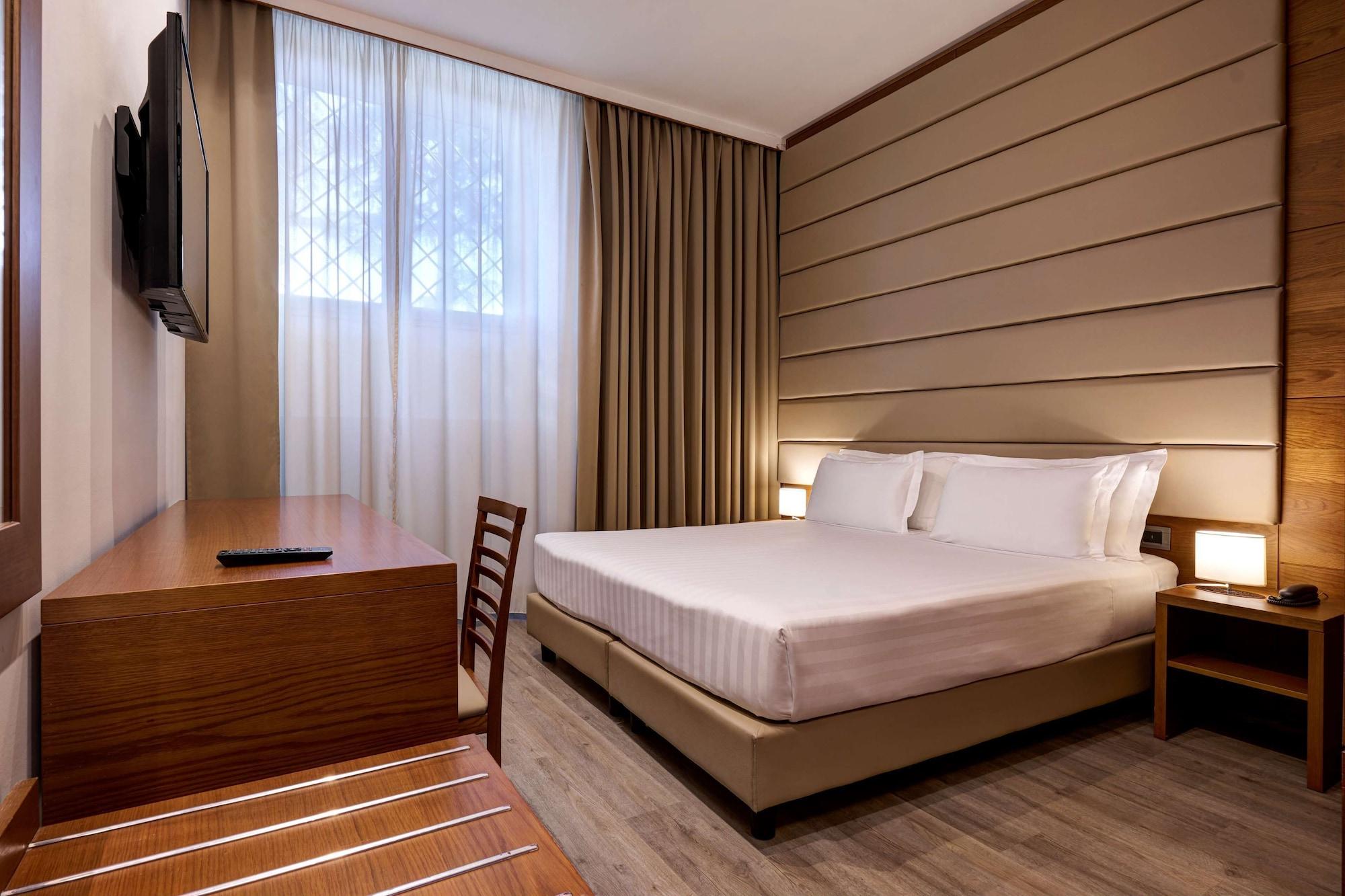 Hotel Occidental Aurelia Roma Esterno foto