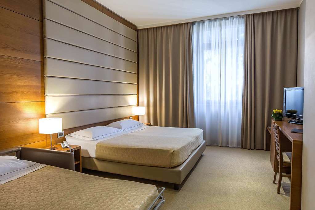 Hotel Occidental Aurelia Roma Esterno foto