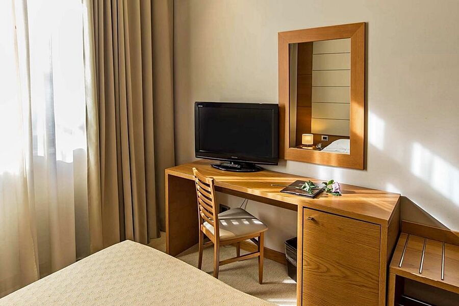 Hotel Occidental Aurelia Roma Esterno foto